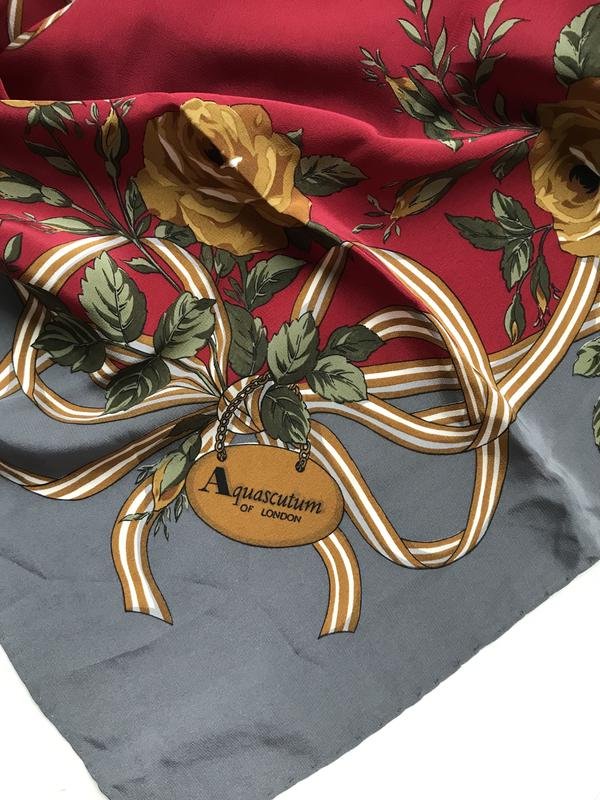 Женский Aquascutum Шарф Разноцветный Шелк Один