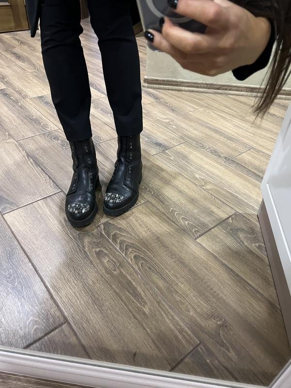 Женские Jimmy Choo Ботинки Чёрный Кожа 36