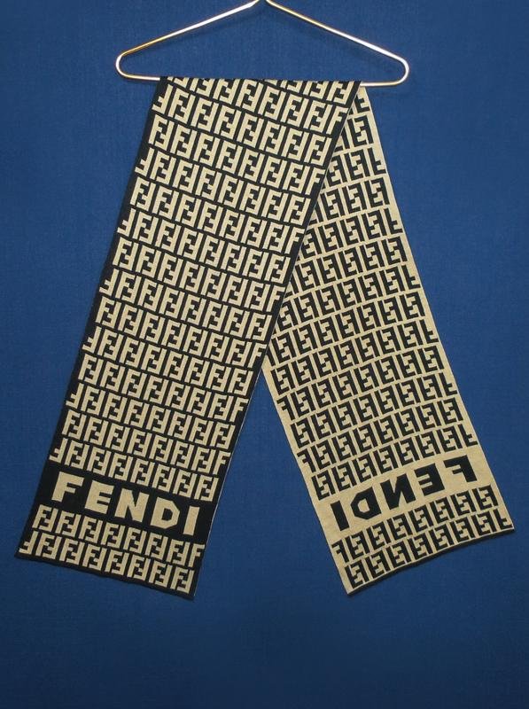 Unisexe Fendi Écharpe Noire Taille Unique