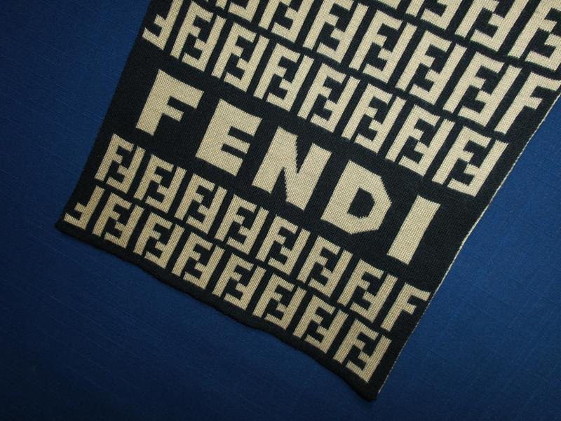 Unisexe Fendi Écharpe Noire Taille Unique